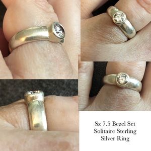 Sz 7.5 sterling silver bezel set solitaire ring